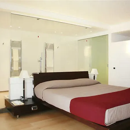 Otel Grand Tiziano E Dei Congressi