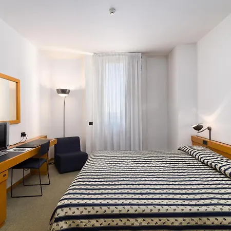 Hotel Grand Tiziano E Dei Congressi