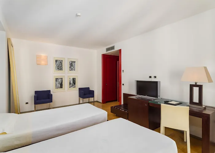Grand Tiziano E Dei Congressi Hotel 4*