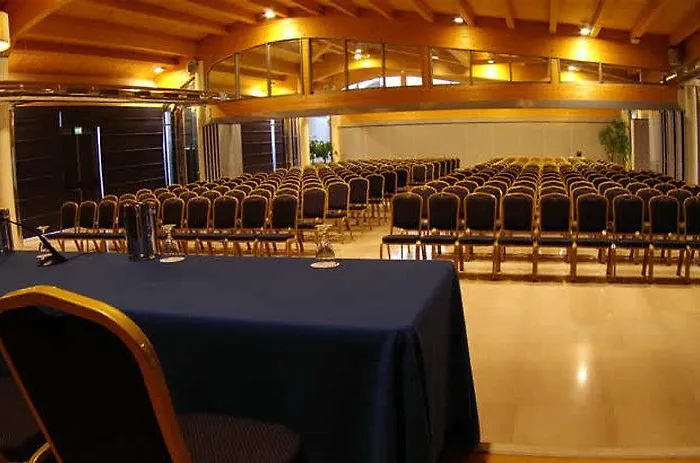فندق Grand Tiziano E Dei Congressi