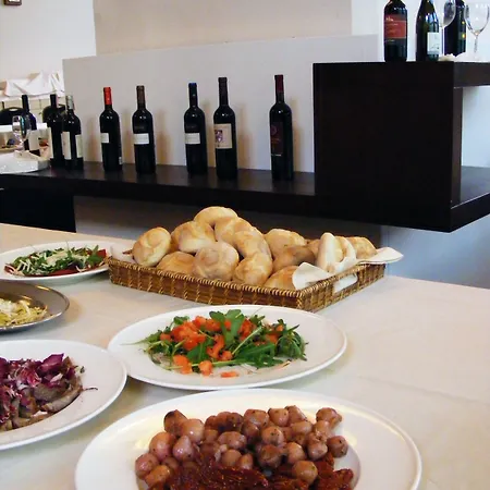 Grand Tiziano E Dei Congressi ليتشي