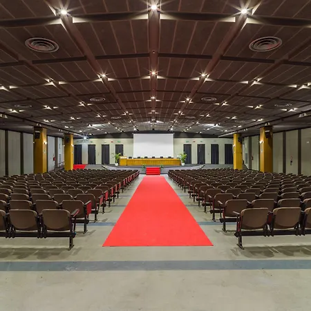 فندق Grand Tiziano E Dei Congressi ليتشي