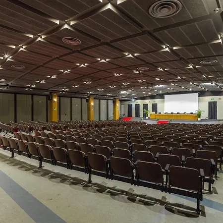 Grand Tiziano E Dei Congressi 4* ليتشي