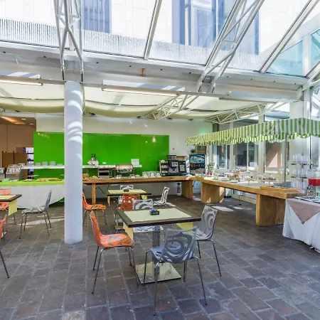 Grand Tiziano E Dei Congressi ليتشي