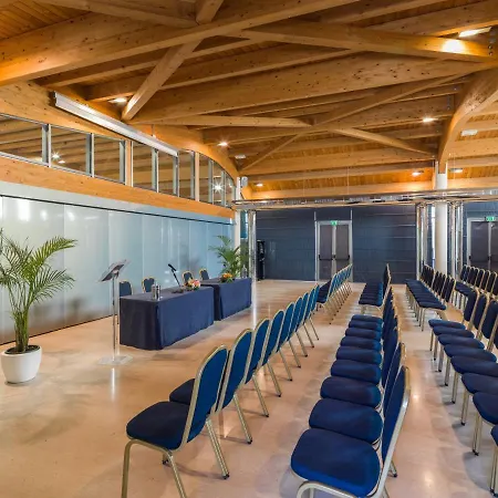 Grand Tiziano E Dei Congressi