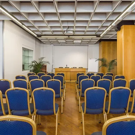 Grand Tiziano E Dei Congressi فندق 4*